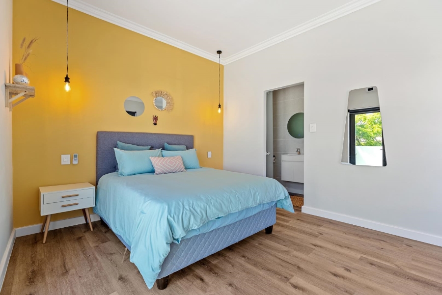 4 Bedroom Property for Sale in Sea Point Western Cape